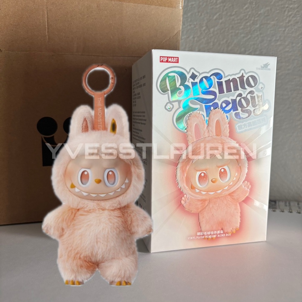 NIB 🍑 HAPPINESS 🍑 Big Into Energy Labubu